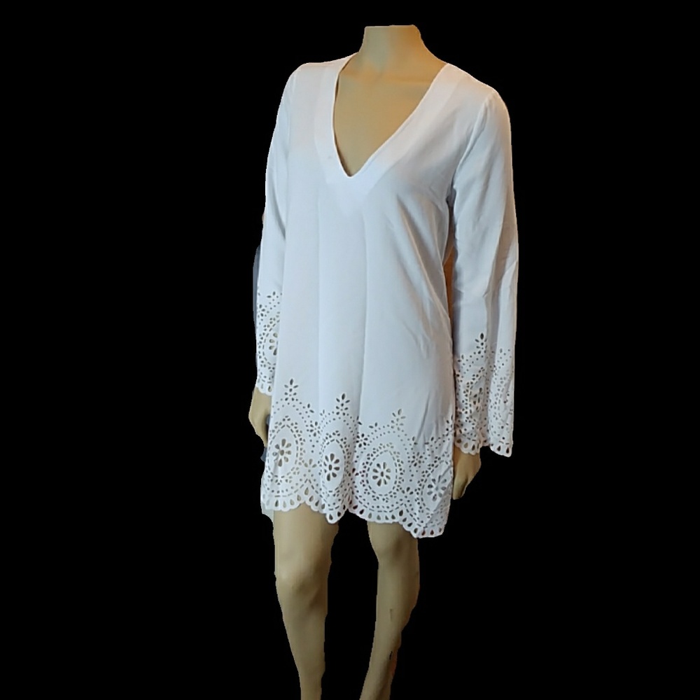 Kenneth Cole Reaction Scalloped Away Cover Up - Picture 2 of 6